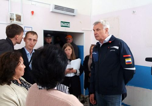 Губернатор Магаданской области находится с рабочим визитом в Северо-Эвенском округе