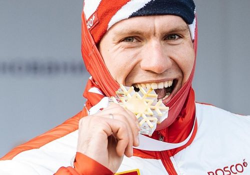Трехкратный олимпийский чемпион Александр Большунов завершит сезон в Магадане