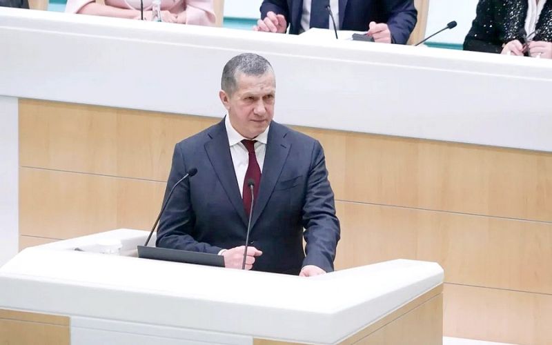 «ЭТО ПОЗВОЛИТ  И ДАЛЕЕ ИЗМЕНЯТЬ ДАЛЬНИЙ ВОСТОК  К ЛУЧШЕМУ  И СОЗДАВАТЬ  ПОЗИТИВНЫЕ  УСЛОВИЯ ДЛЯ  ЖИЗНИ ЛЮДЕЙ» 12+