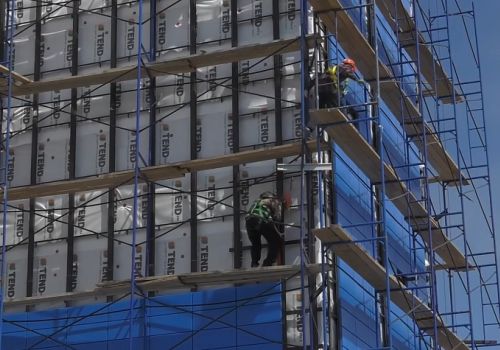 Строители новой школы в колымском поселке Ола перешли к отделочным работам