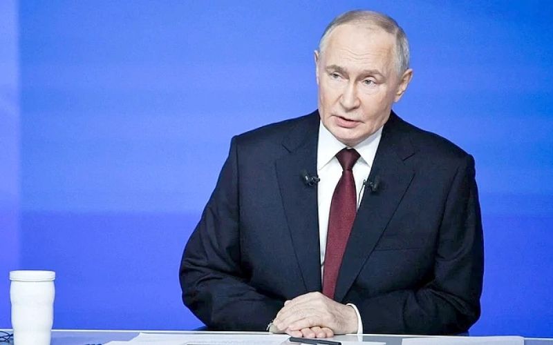 «МЫ ДУМАЛИ О БУДУЩЕМ»:  ГЛАВНЫЕ ТЕЗИСЫ ПУТИНА С ПРЯМОЙ ЛИНИИ 16+