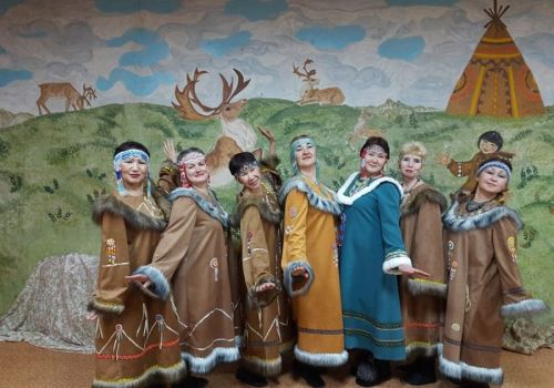 Методист этнокультурного центра Эвенска организовала многонациональный ансамбль