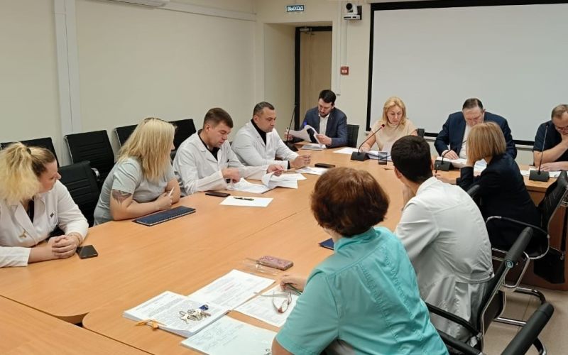 Зампред Правительства Магаданской области Татьяна Савченко обсудила с колымскими онкологами проблемы и перспективы в оказании медпомощи населению