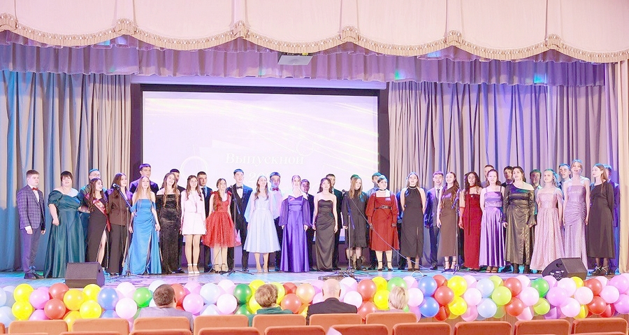 ВЫПУСКНИКИ 2